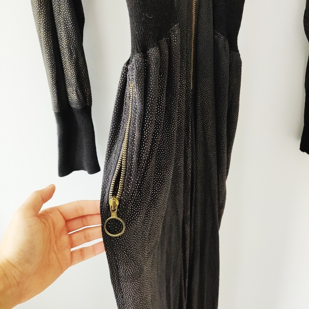 MOSCHINO Black & Gold Zipper Hoodie Jumpsuit - Picture 3 of 13